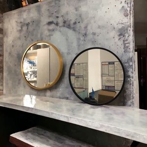 Round 12 in Mirror in Metal Frame Black